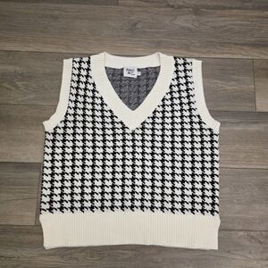 Princess Polly Ashton Sweater Vest Black/White Checkered Houndstooth Size XS/S